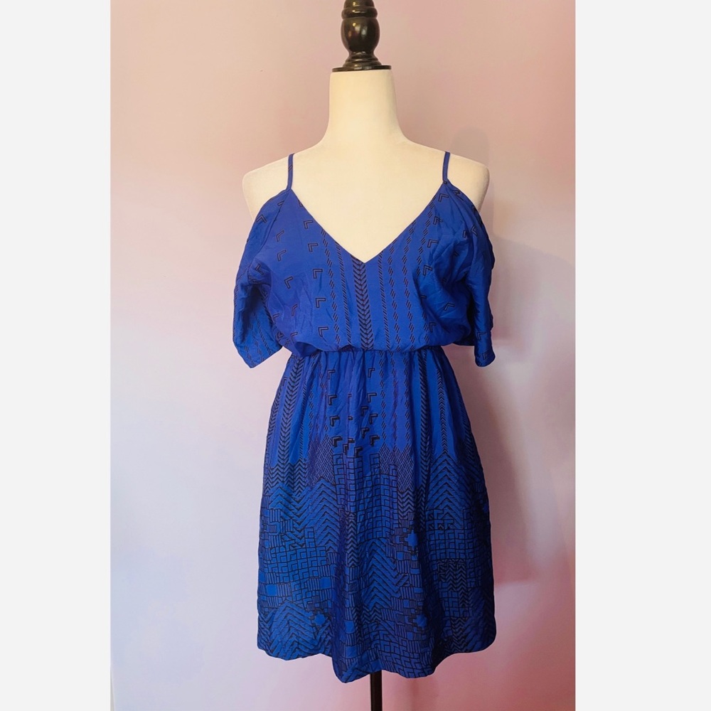 C Luce Cut-out Shoulder dress